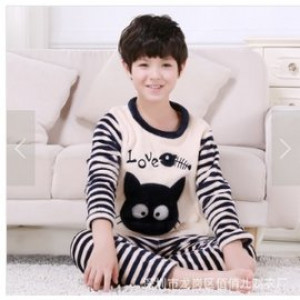 寒流夜晚最佳暖暖睡眠套裝【兒童秋冬寒流保暖禦寒睡眠套裝服飾】寒冬最溫暖,泡湯,睡覺,早上起床,沐浴完,一套多用,兒童珊瑚絨保暖舒適睡袍套裝