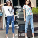 [Big children, girls clothing, parent-child fashion section of the popular jeans] this summer's most popular hole 100 掿 cowboy 9 pants ★ loose small straight nine pants / brush white jeans